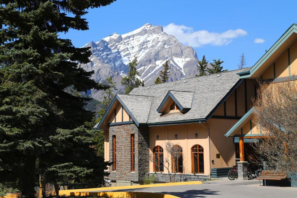 Ywca Banff Hotel Ngoại thất bức ảnh